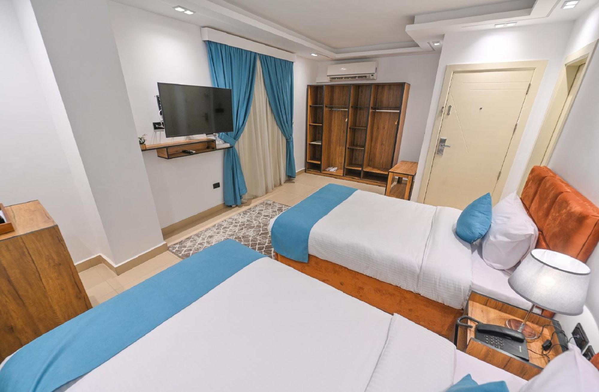 Pyramids Gem Plaza Hotel Kafret el-Gabal Buitenkant foto