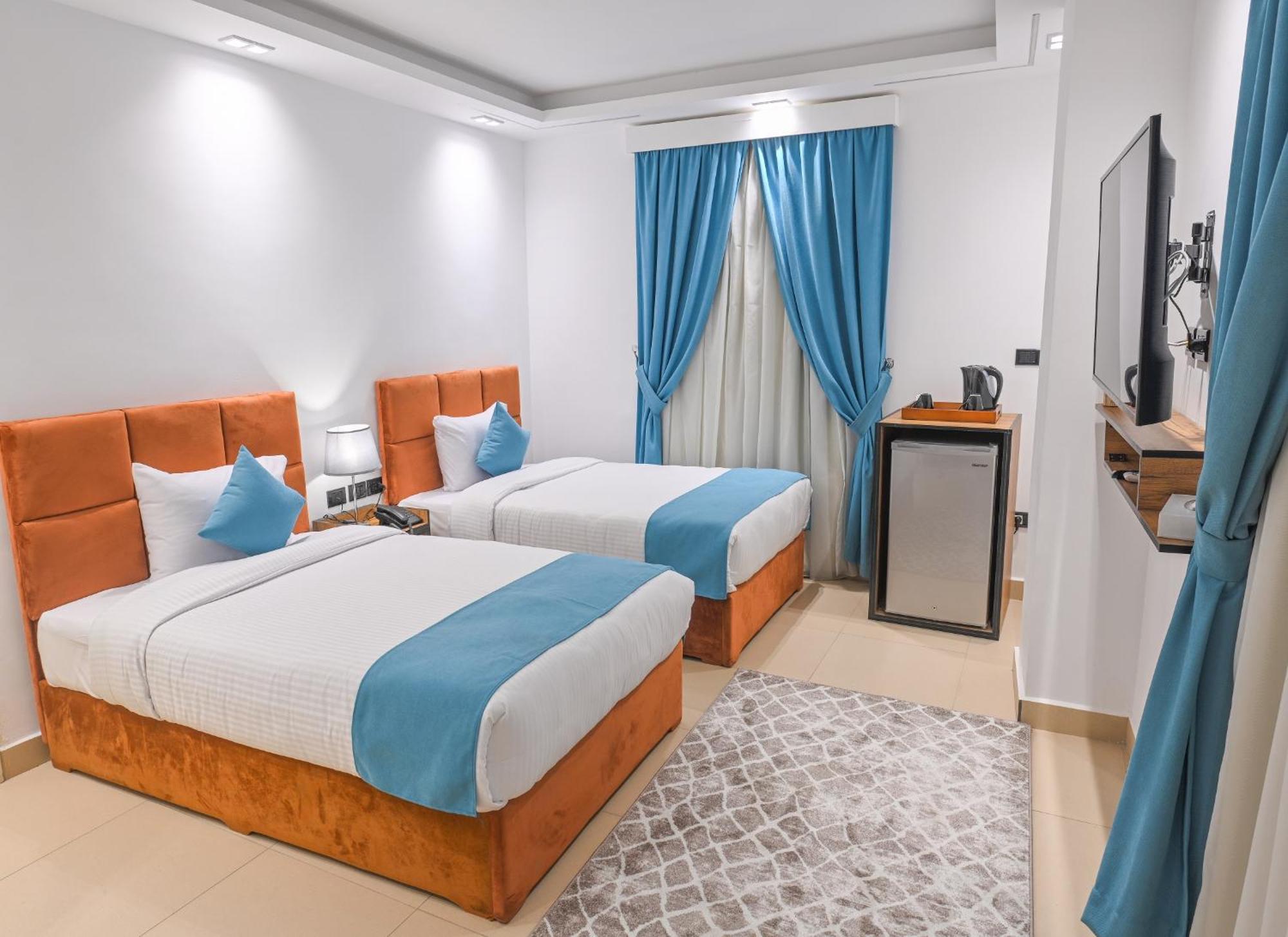 Pyramids Gem Plaza Hotel Kafret el-Gabal Buitenkant foto