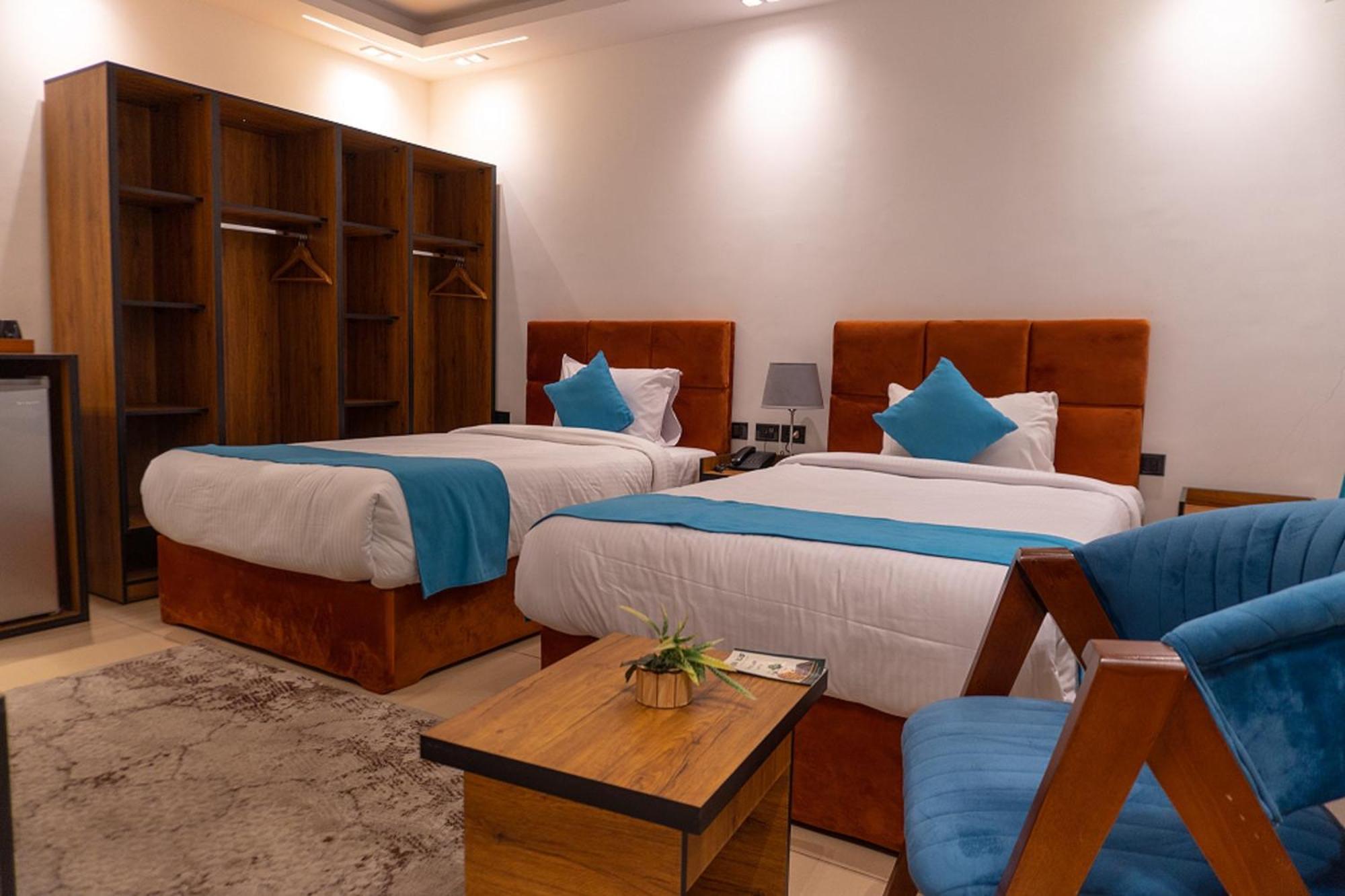 Pyramids Gem Plaza Hotel Kafret el-Gabal Buitenkant foto