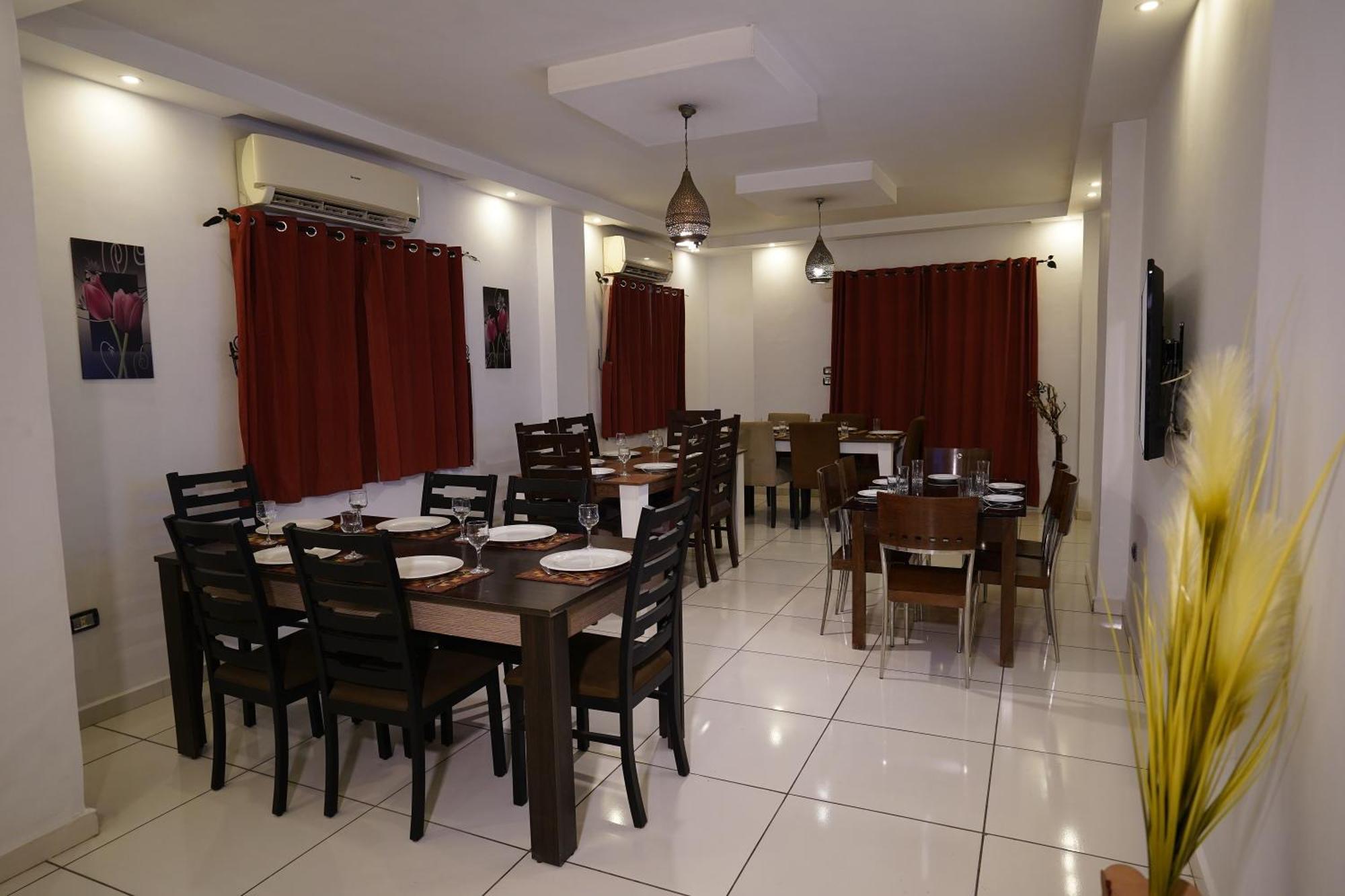 Pyramids Gem Plaza Hotel Kafret el-Gabal Buitenkant foto