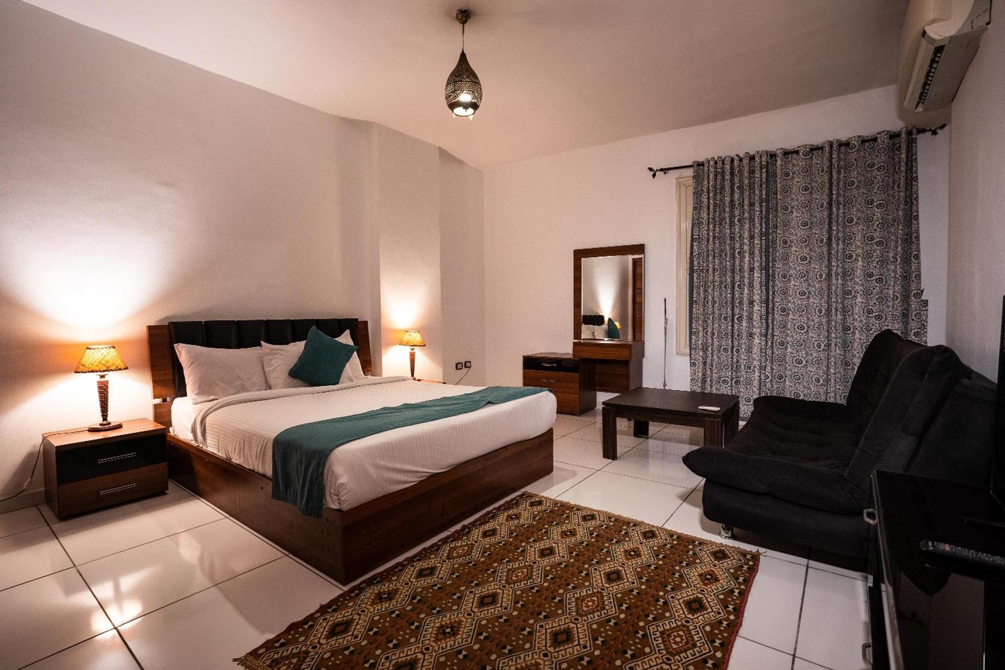Pyramids Gem Plaza Hotel Kafret el-Gabal Buitenkant foto