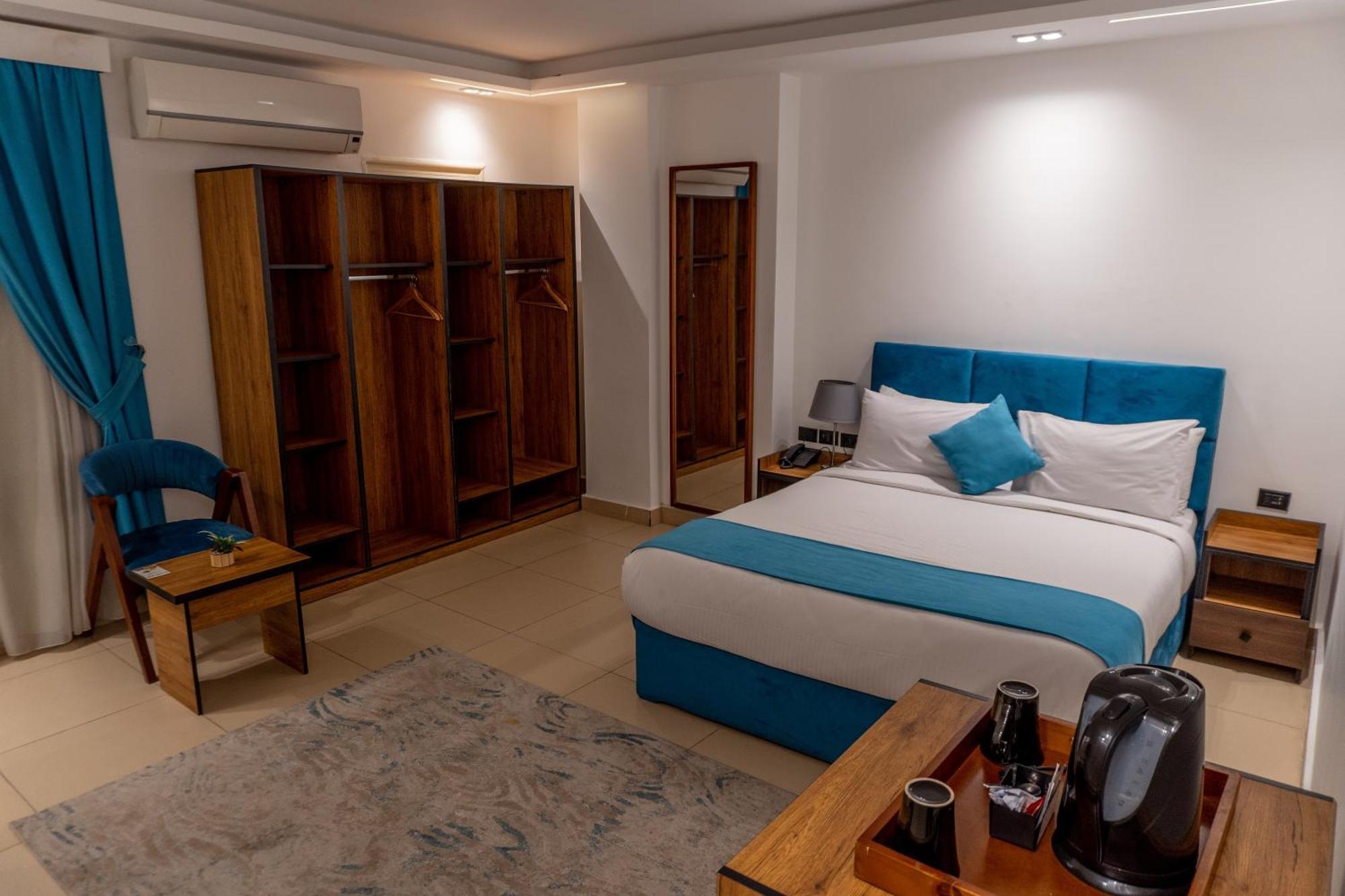 Pyramids Gem Plaza Hotel Kafret el-Gabal Buitenkant foto